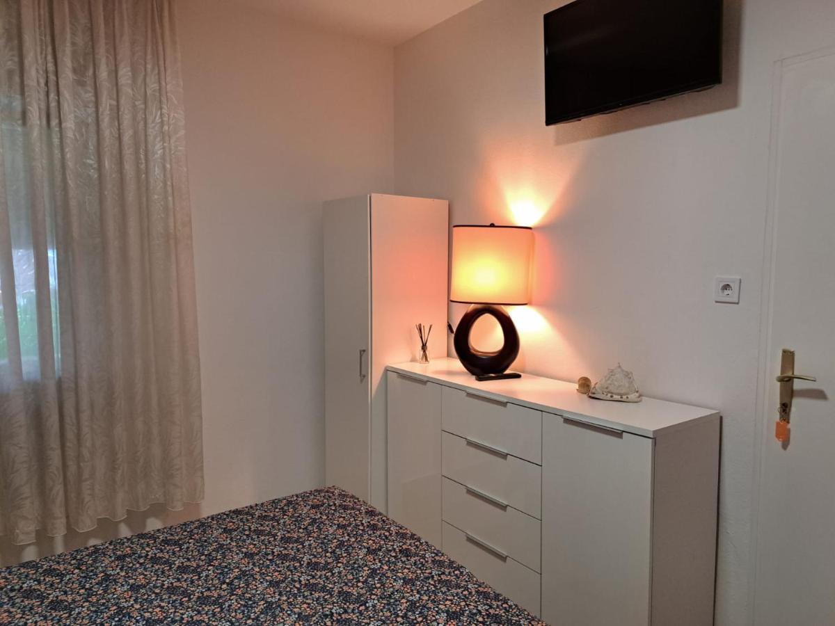 Zefir Apartments 프레멘투라 외부 사진