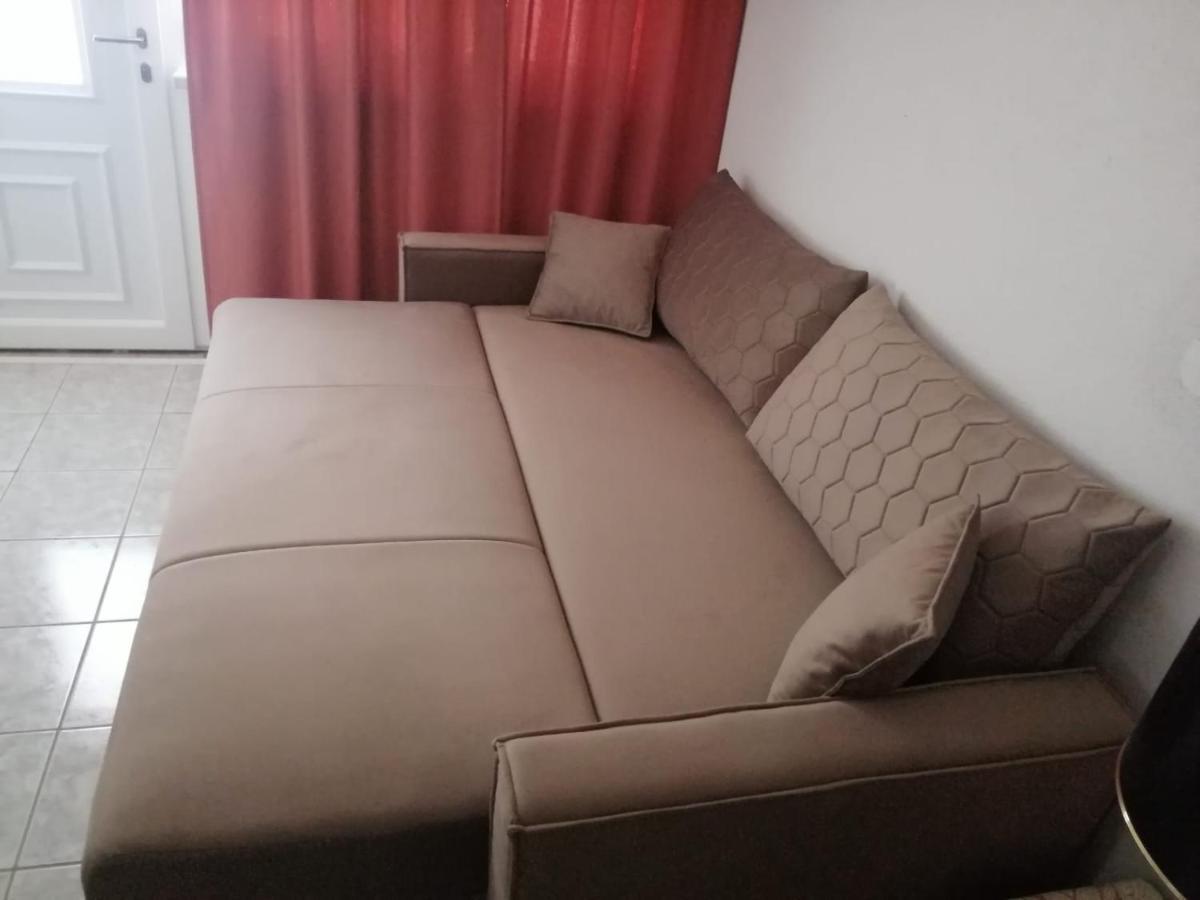 Zefir Apartments 프레멘투라 외부 사진